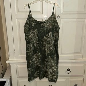 Women’s dress